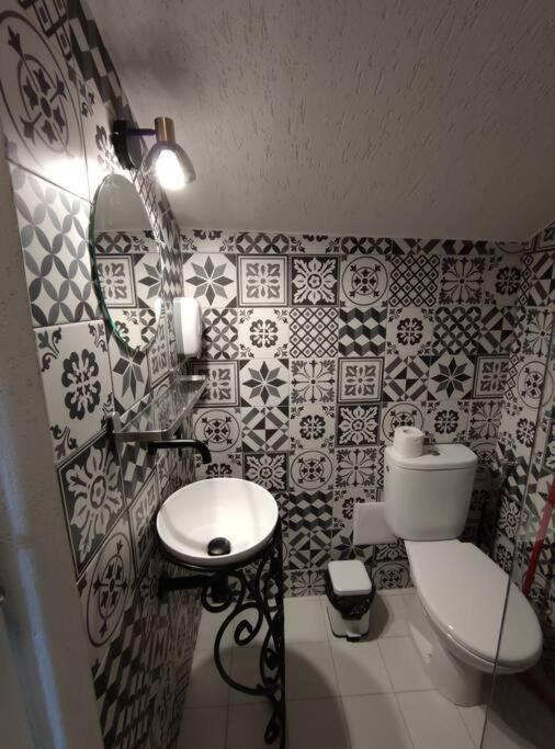 Cozy Attic Азуга Экстерьер фото